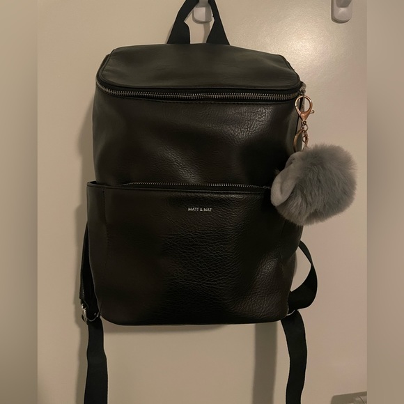 Sold. Matt & Nat Vegan leather backpack - Picture 1 of 5